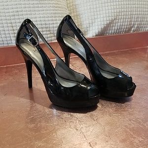 Black patent leather peep toe high heels 8.5 pumps